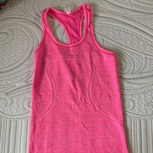 Lululemon pink tank top